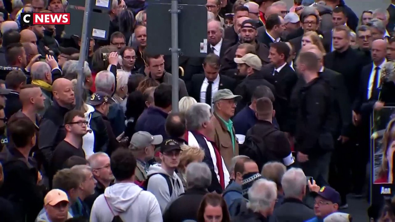 Des groupuscules néo-nazis créent la tension en Allemagne  - 02/10/2018