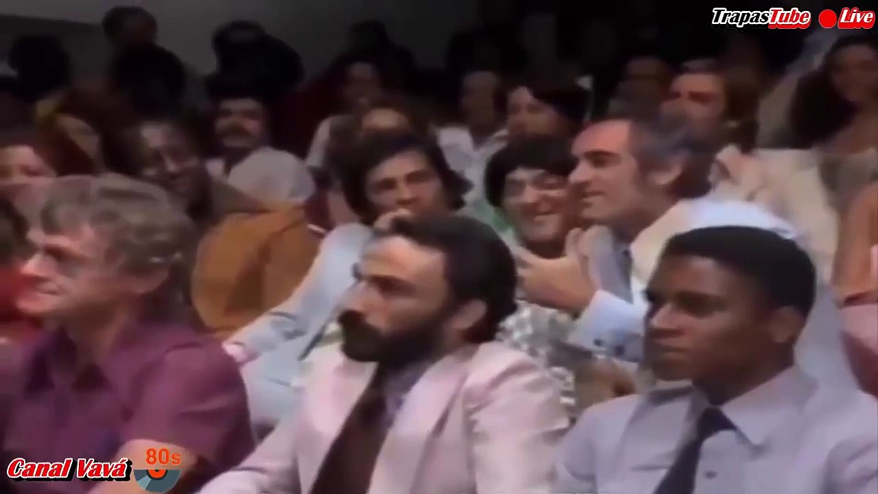 Os Trapalhões - Didi Tumultuando a Palestra.