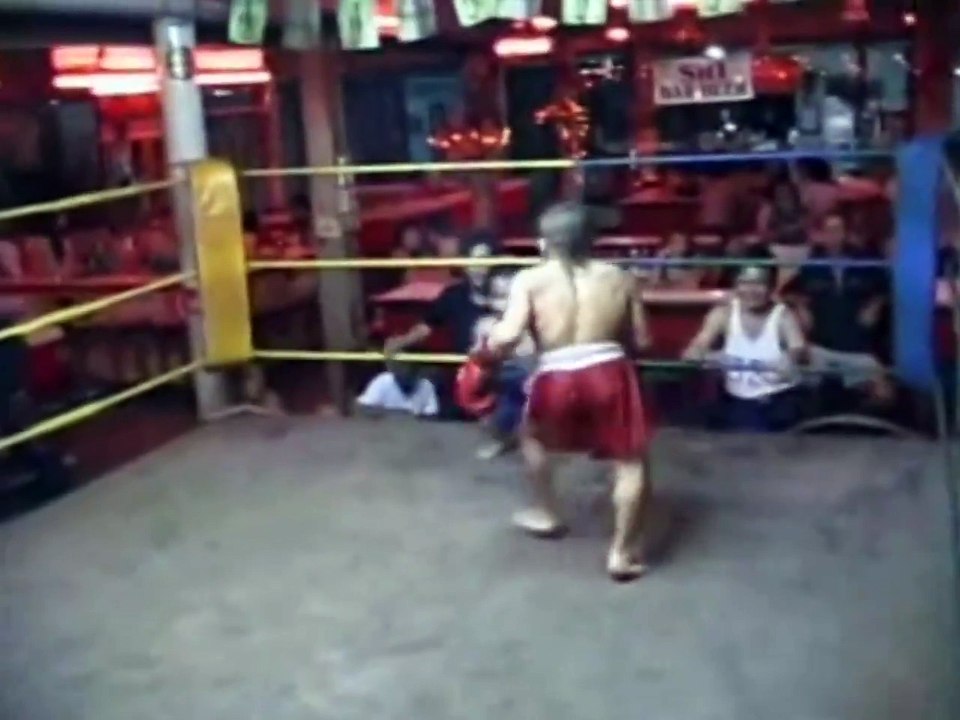 Gran pelea entre 2 enanos