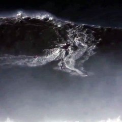 Brazilian Sets World Record For Biggest Wave Ever Surfed