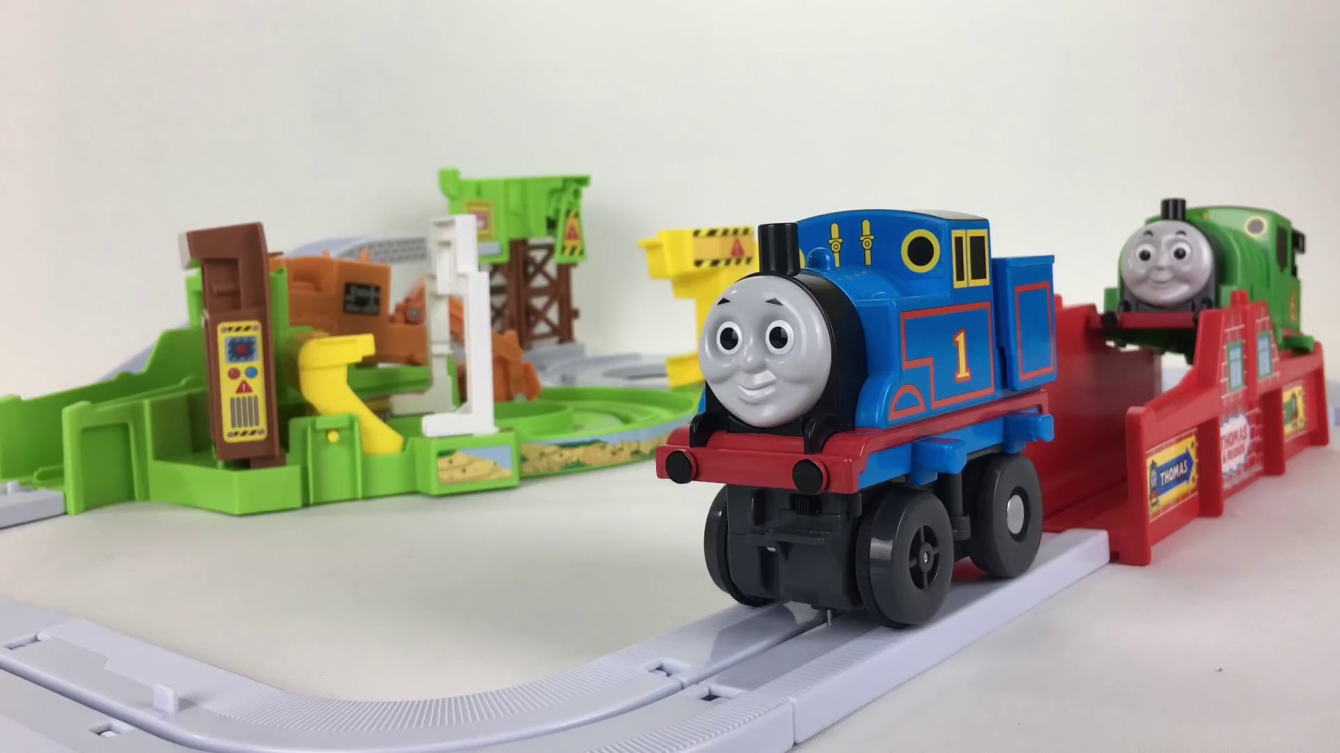 thomas big loader playset