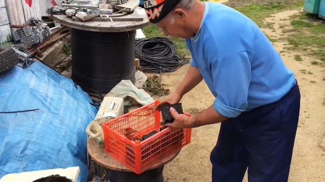 Изготовление брикетов из угольной пыли, опилок, стружки и листьев