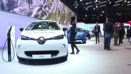 عاصمة الأضواء تحتضن أفضل معرض سيارات في العالم