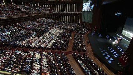 Cumhurbaşkanı Erdoğan: 'Kredi burs miktarını lisansta 500, yüksek lisansta 1000 doktorada 1500 TL'ye yükselttik'