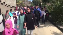 İstanbul Polisi Çocukları Hayvanat Bahçesine Götürdü