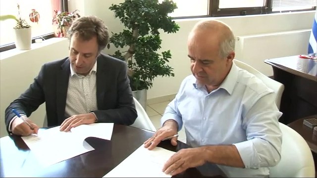 Υπεγράφη η σύμβαση για την φιλοξενία 30 φοιτητών, στην εστία του Δήμου Καρπενησίου