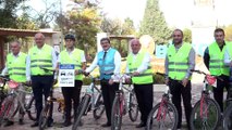 Belediye Meclisi üyeleri toplantıya bisikletle gitti - BİLECİK
