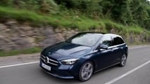 World Premiere of the new Mercedes-Benz B-Class - News Video