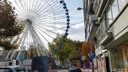 Liège: un dispositif anti-SDF dangereux installé devant un immeuble privé