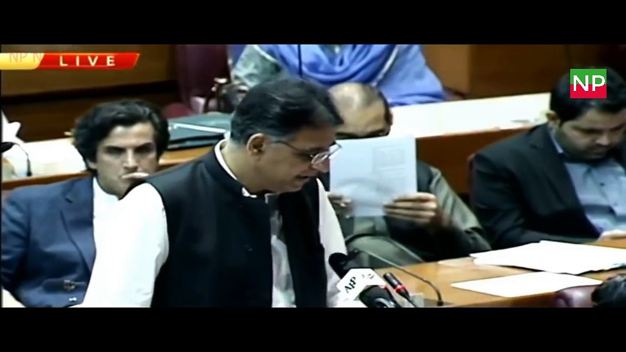 PM Imran Khan Run in Assembly Today During Asad Umer Speech