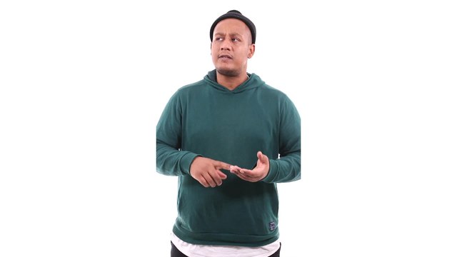 Je sais pas si t'as vu... Le faux bras de la reine d'Angleterre