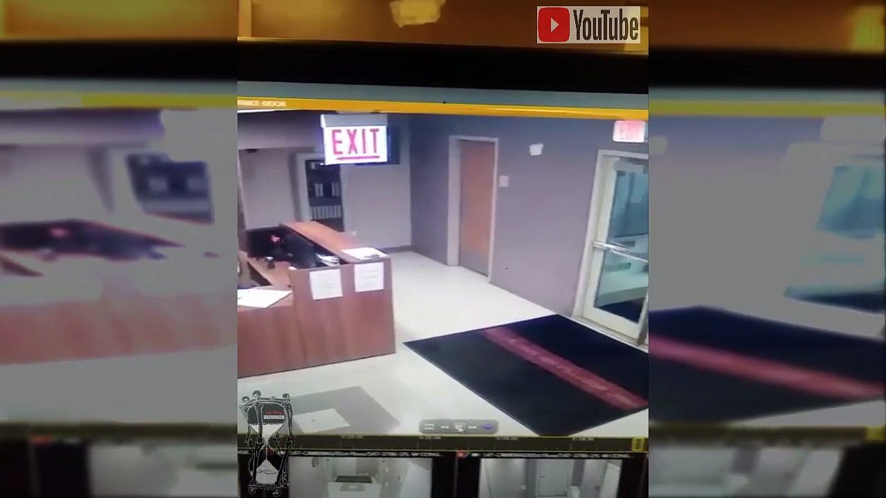 Cámara de seguridad graba extraño ente