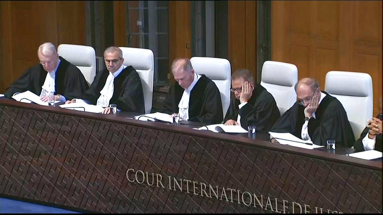 UN court orders US to lift some Iran sanctions