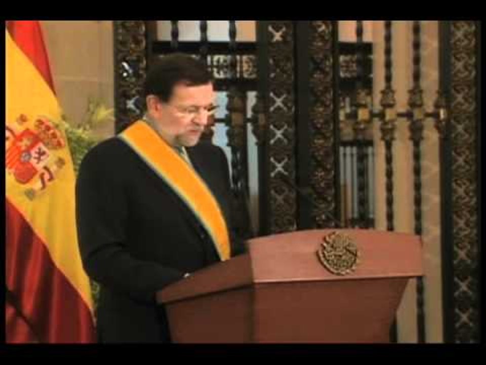 Acogen personalidades a Mariano Rajoy