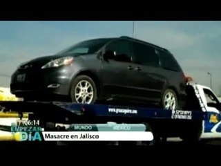 Descubren 18 cadáveres en dos vehículos en Jalisco