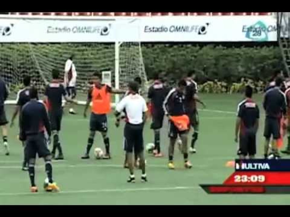 Chivas mantiene la esperanza en Liga y Libertadores