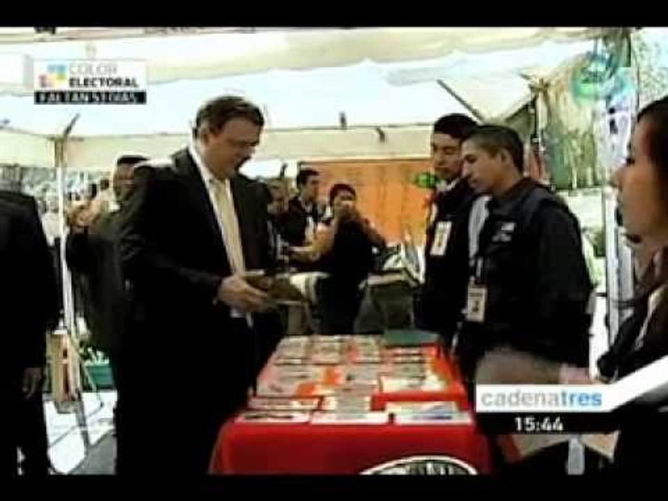 Marcelo Ebrard si acompañará a AMLO.