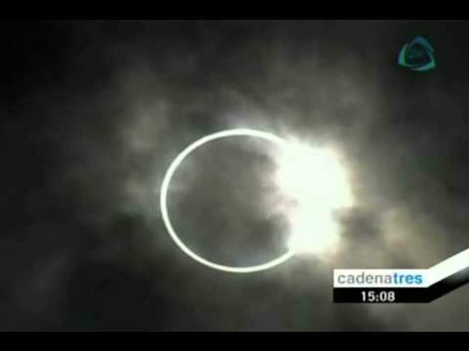 Espectacular eclipse anular de Sol