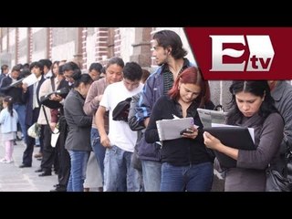 Baja creación de empleos afecta a los jóvenes / ¿Cómo amanece el mundo financiero?