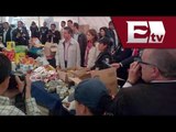 Enrique Peña Nieto y Angélica Rivera visitan Centro de Acopio en el Zócalo