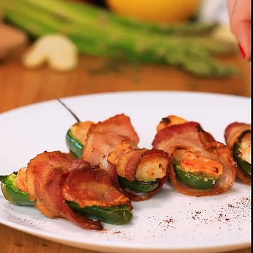 Bacon Wrapped Shrimp Jalapeño Poppers