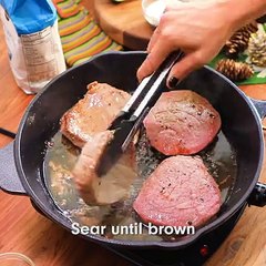 Beef Medallions in Red Wine Sauce