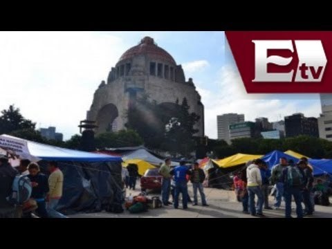 CNTE retira plantón masivo / Comunidad