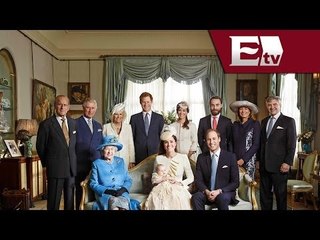 Isabel II y sus tres herederos protagonizan foto histórica / Joanna Vegabiestro