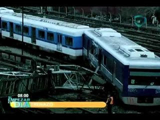 Deja 35 heridos descarrilamiento de tren en Argentina