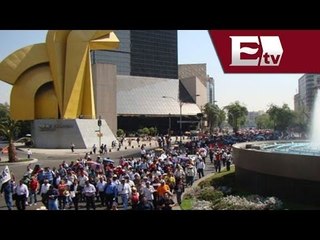Eje Central y Francisco I. Madero cerrados por marcha de la CNTE  / Mariana H