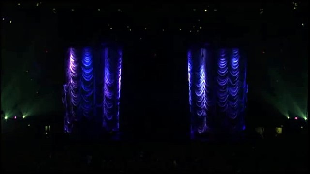 Christina Aguilera – I Got Trouble — Back to Basics – Live And Down Under — A Christina Aguilera Concept