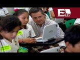 Peña Nieto entrega computadoras a niños de primaria de Tabasco / Mario Carvonell