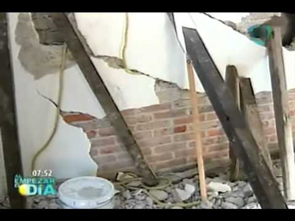 Demuelen en Alvaro Obregón viviendas de alto riesgo