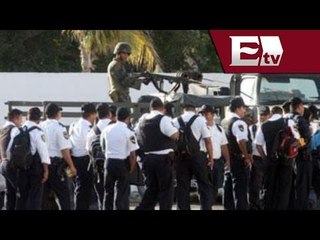 Policías de Michoacán fueron desarmados por el ejercito mexicano / Andrea Newman