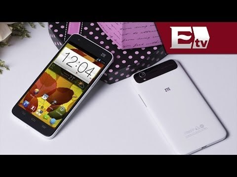 Compañía ZTE presenta su nueva línea de teléfonos celulares / Paul Lara