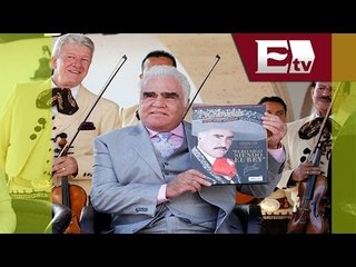 Vicente Fernández presenta libro sobre su vida/Función con Joanna Vegabiestro