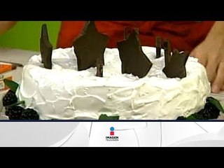 Cocinemos Juntos.  Pastel de chocolate con estrellas de chocolate