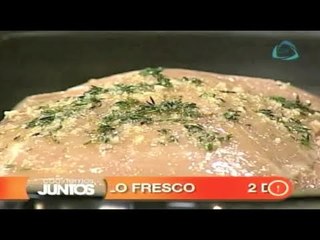 Lomo de cerdo rostizado con ciruelas pochadas. Cocinemos Juntos