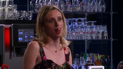 Thuis: Hmmm, lekker - de leukste bloopers van september