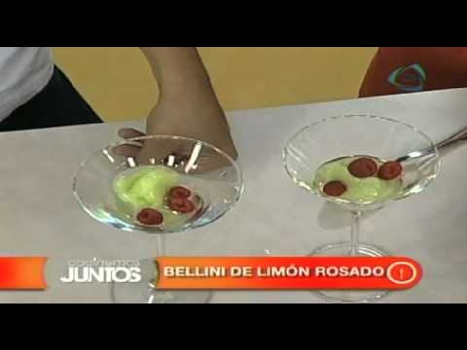 Bellini de limón rosado