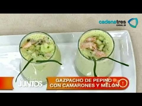 Receta de gazpacho de pepino con camarones y melón. Recetas de comida fáciles y rápidas