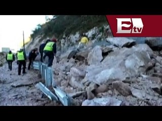 Desgajamiento de cerro provoca cierre de la autopista Durango-Mazatlán/ Titulares de la tarde
