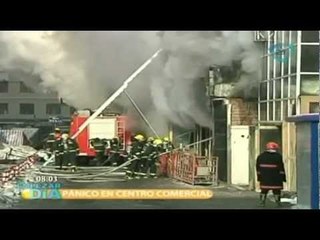 Pánico en centro comercial de China