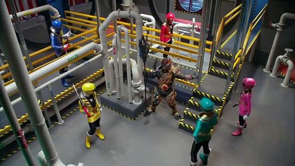 Power Rangers Megaforce S02 E12
