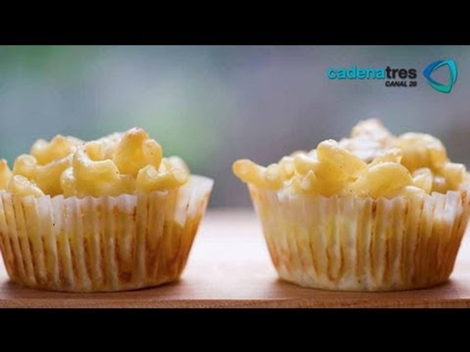 Receta de cupcakes de mac&cheese para el día del niño. Comida para niños / Día del niño