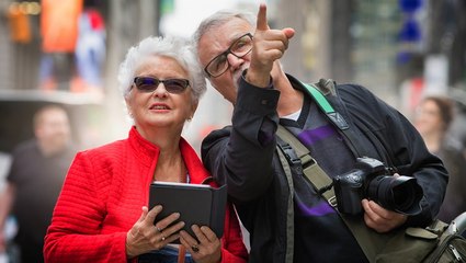 Tips for Making a Good First Impression, According to Strangers