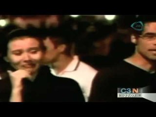 Centro nocturno arde en llamas