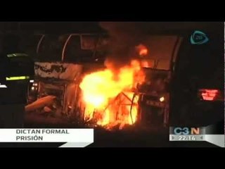 Dictan formal prisión a normalistas