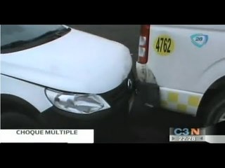 Choque múltiple en la carretera México - Puebla