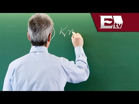 Organizaciones civiles hacen llamado para identificar a maestros comisionados / Andrea Newman